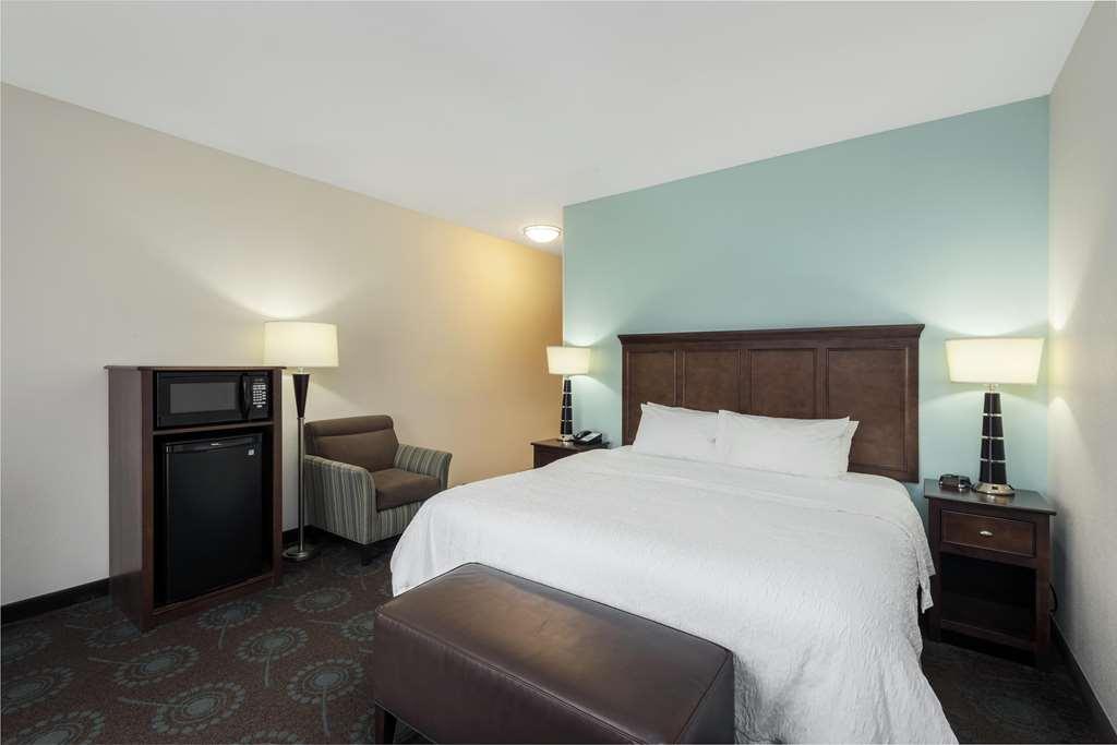 Hampton Inn פארמינגטון חדר תמונה