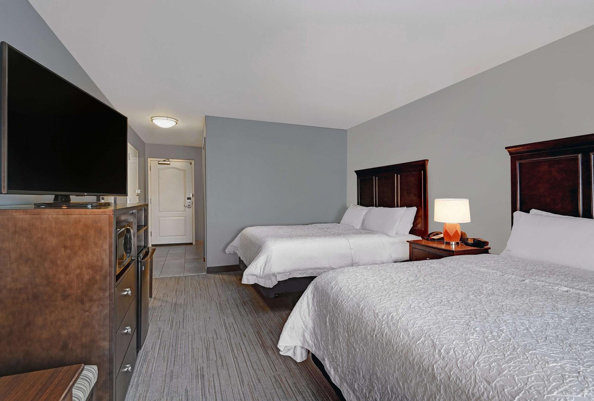 Hampton Inn פארמינגטון מראה חיצוני תמונה