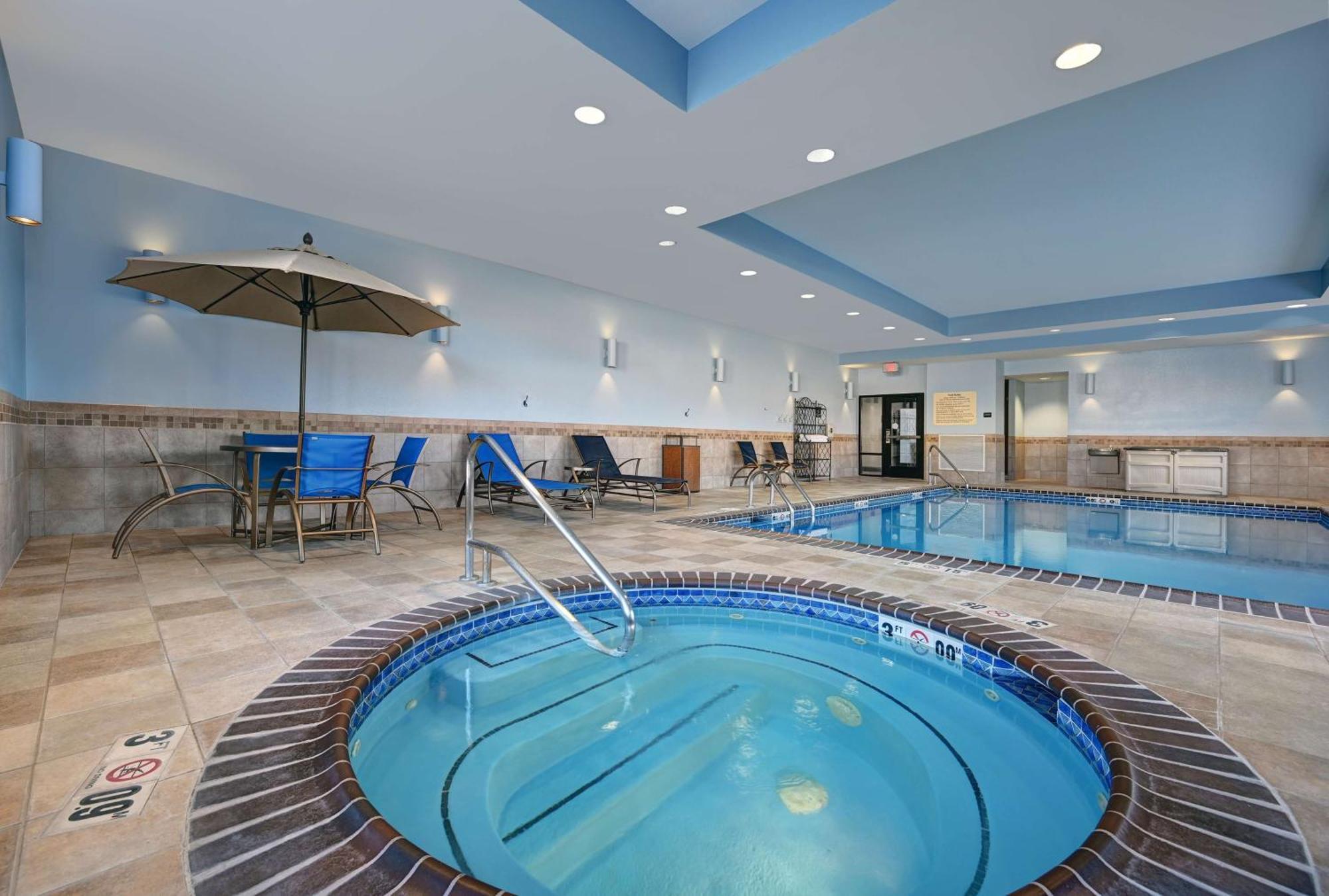 Hampton Inn פארמינגטון מראה חיצוני תמונה
